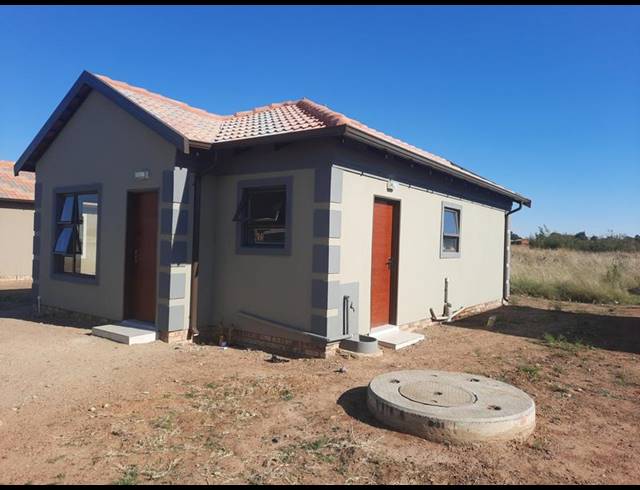 2 BEDROOM HOUSE FOR SALE IN VANDERBIJLPARK CE7